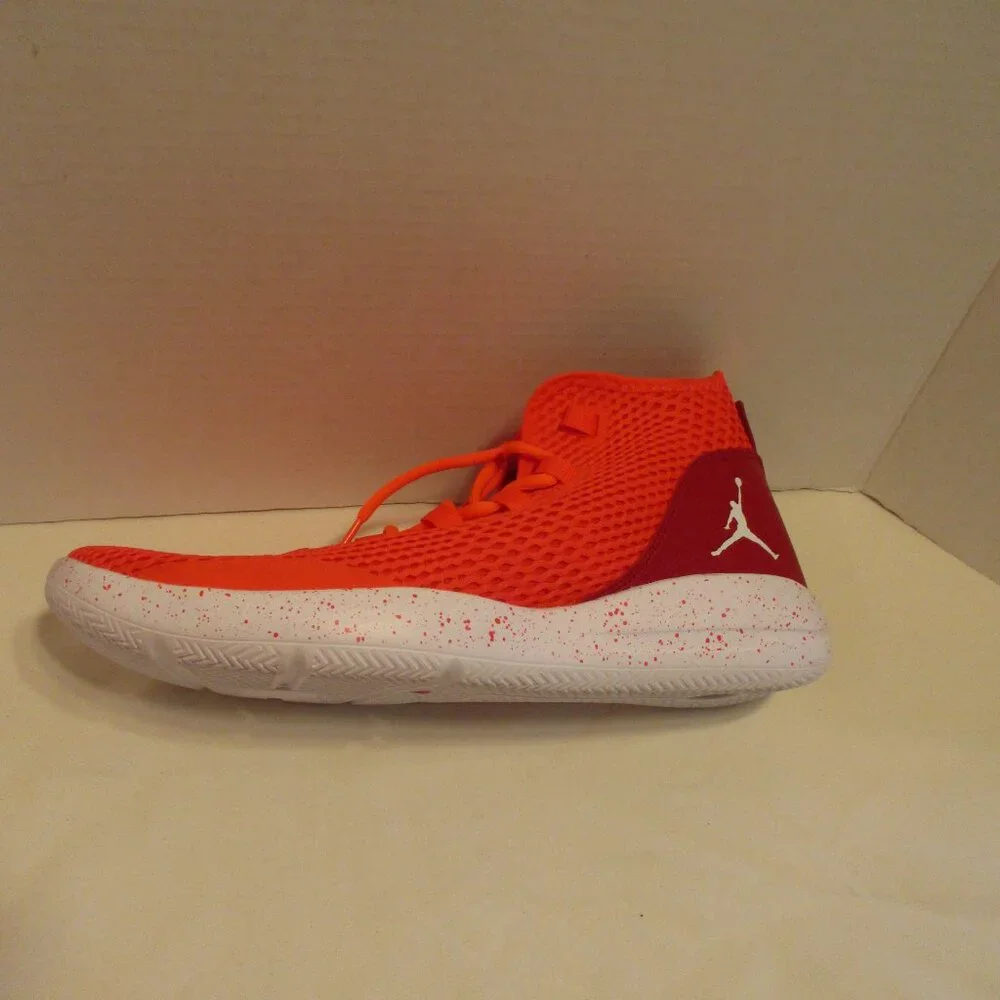 Jordan Shoes Men Size 11 Red White Outdoor Fitness Gym Athletic Basketball Shoes